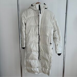 Aritizia Super Puff Long Birch High Gloss